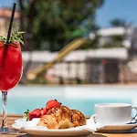 Cristallo Paestum Hotel